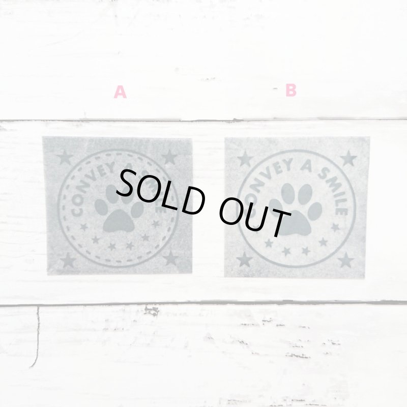 画像2: 【50%OFF】お1人様2点まで★はがし済み文字肉球アイロンシート フロッキーブラック 6cm (2)